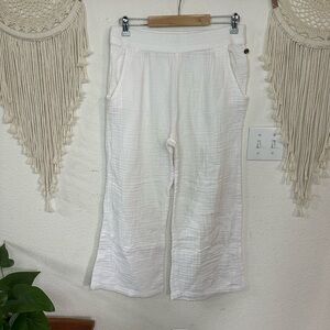 Rip Curl White cotton Wide Leg Pants with Textured Fabric XL